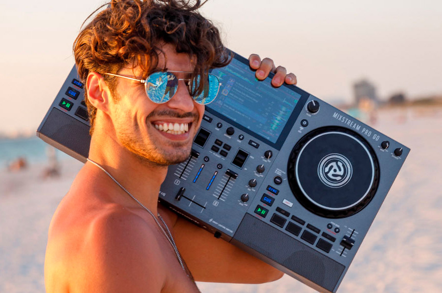 MixStream Pro Go Numark Controladora DJ-