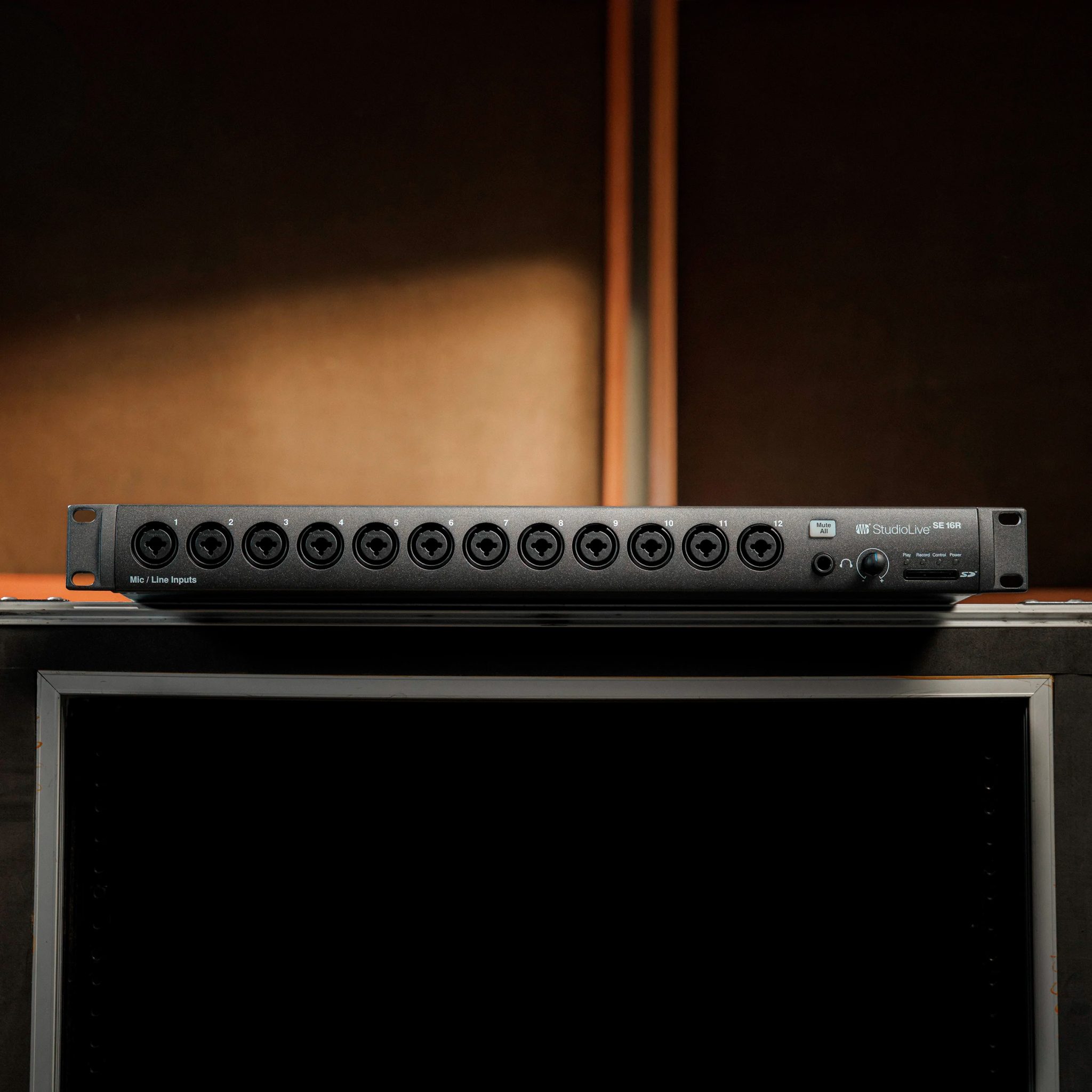 StudioLive SE 16R Mesa Digital Rack Presonus WORLD MUSIC (3)
