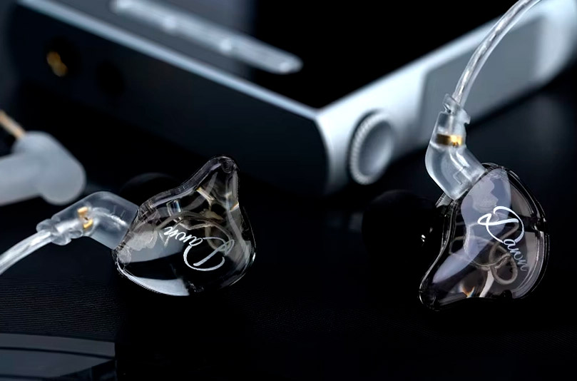 KZ Dawn Fone In-Ear sem Microfone - Silver-Plated Cable-